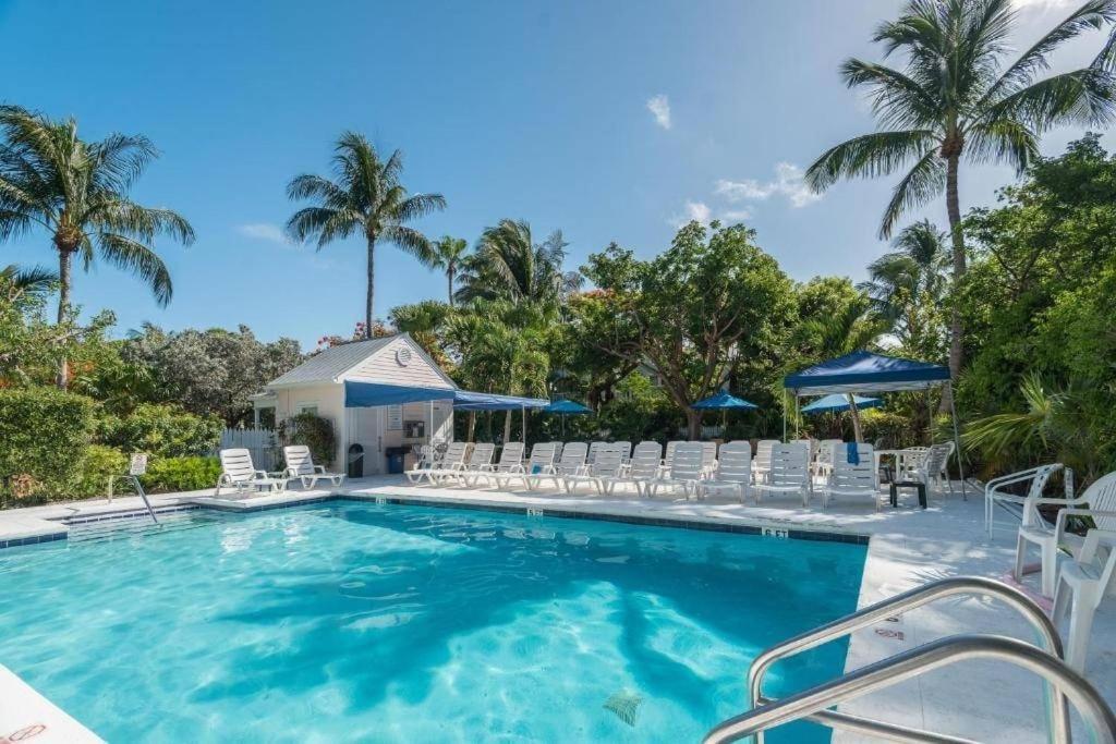 Shipyard Treasure By Avantstay Communal Pool Gated Community Great Location Week Long Stays Key West Exterior photo